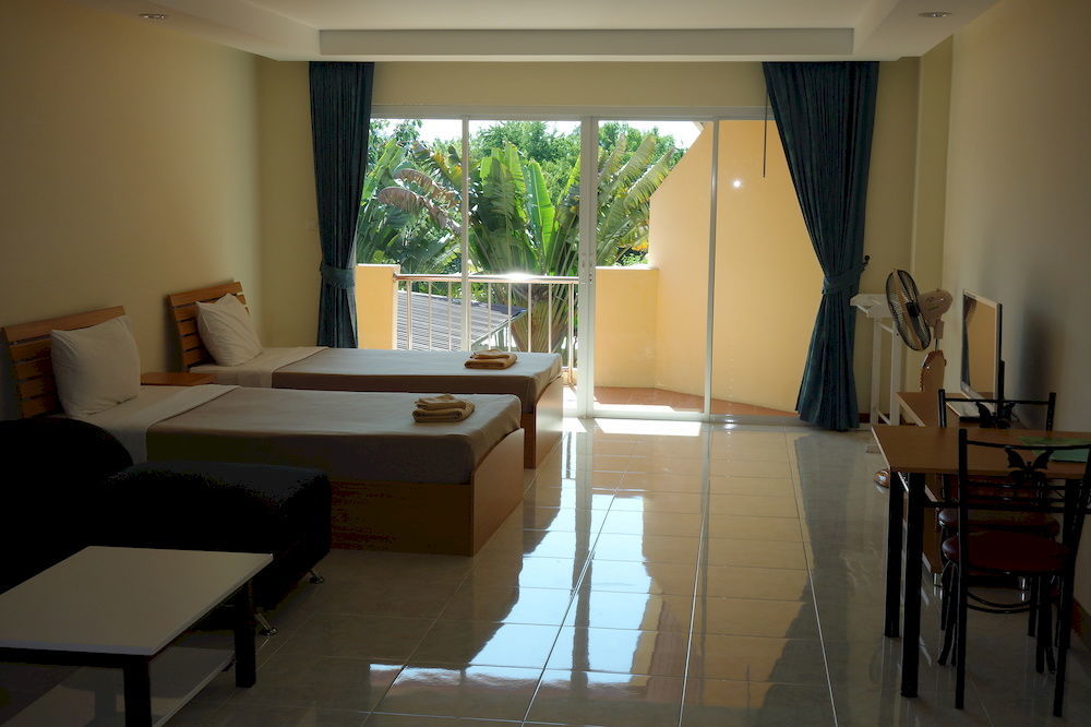Jungle Resort Jomtien Beach Exterior photo