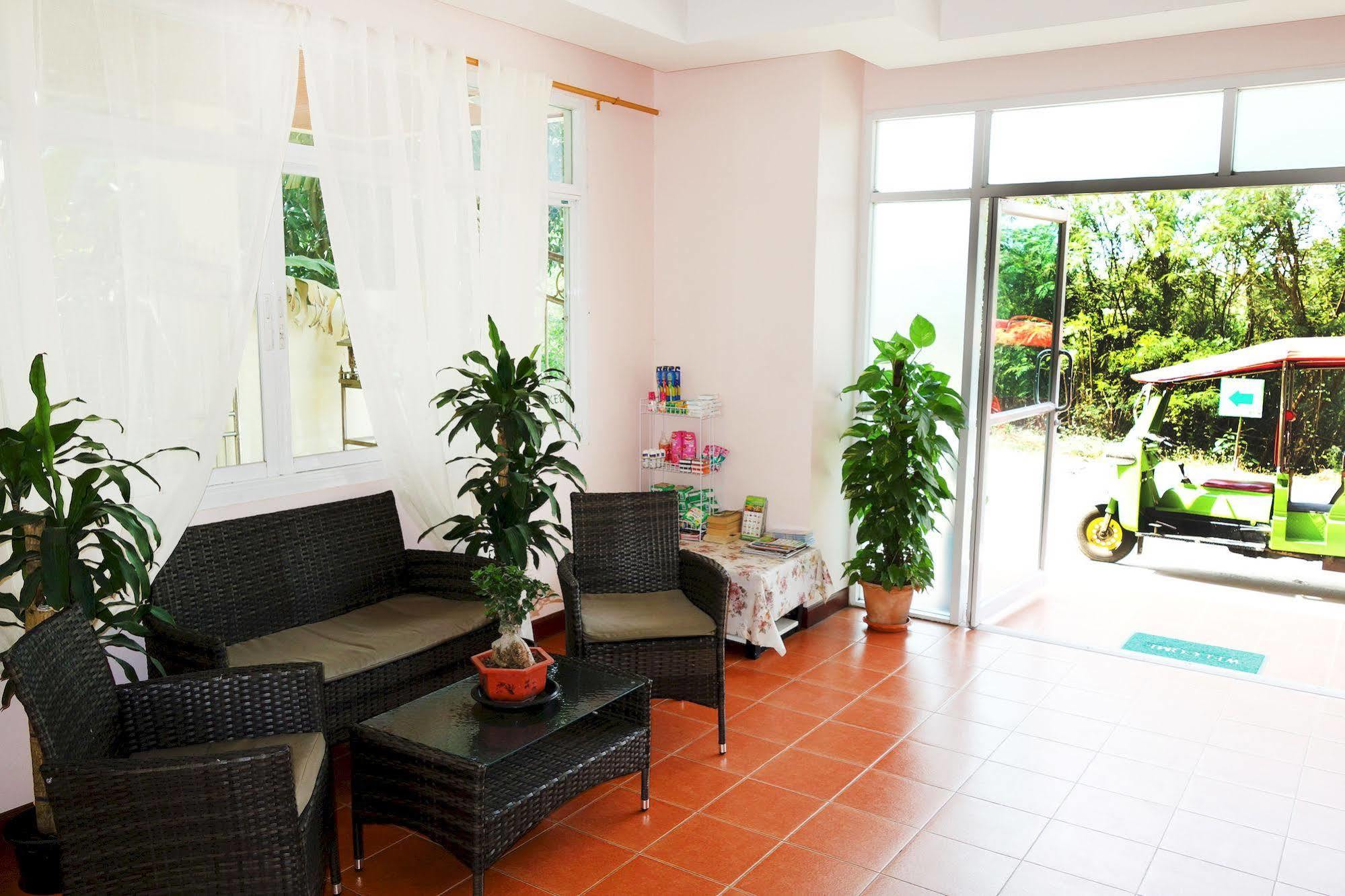 Jungle Resort Jomtien Beach Exterior photo