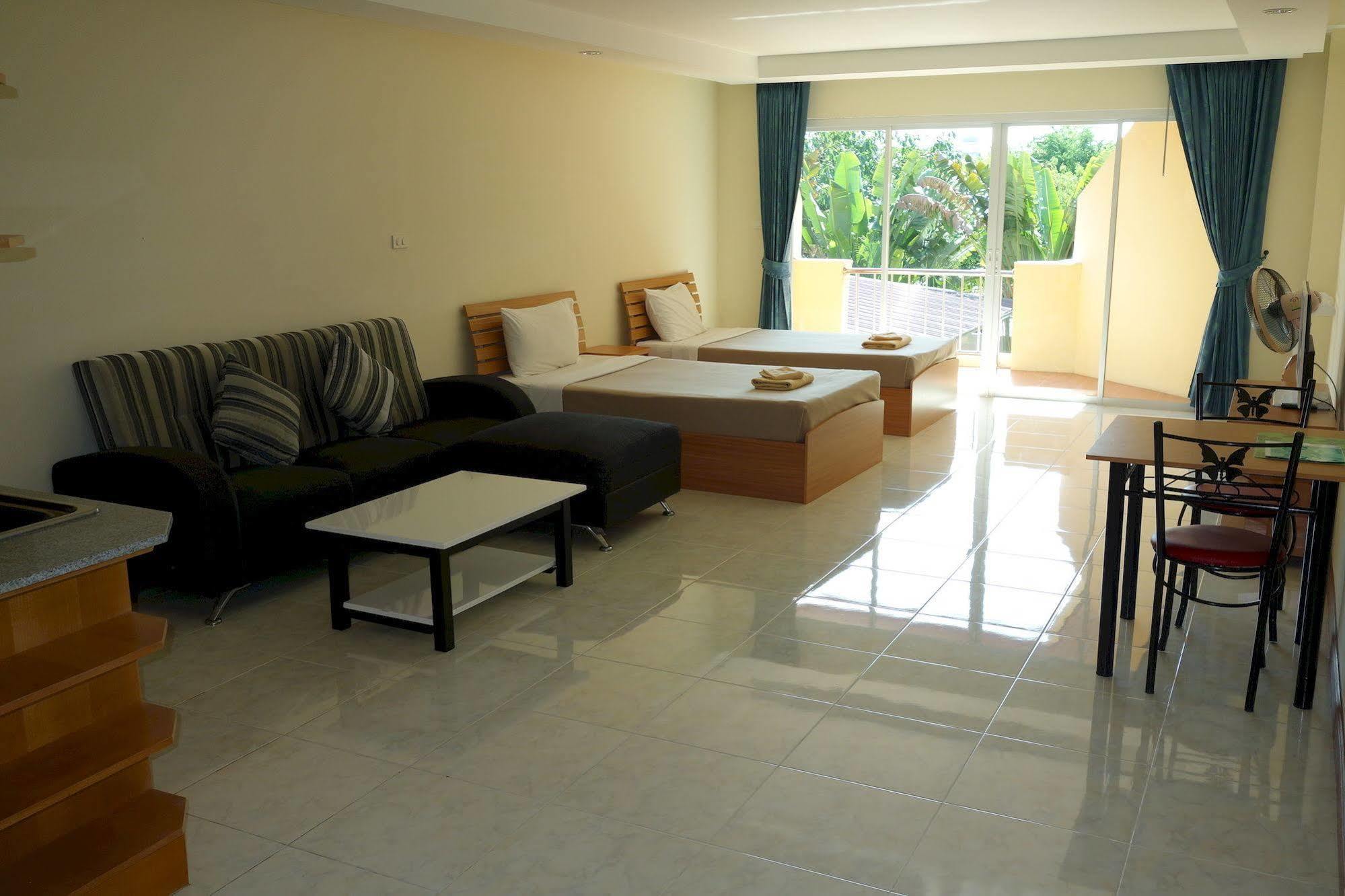 Jungle Resort Jomtien Beach Exterior photo